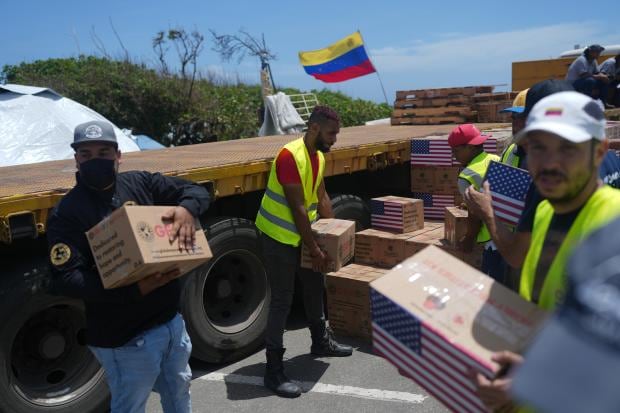 Cenizas al Perú y un viaje que siguió hasta Venezuela: la misión que empezó con un pedido en una cama de hospital