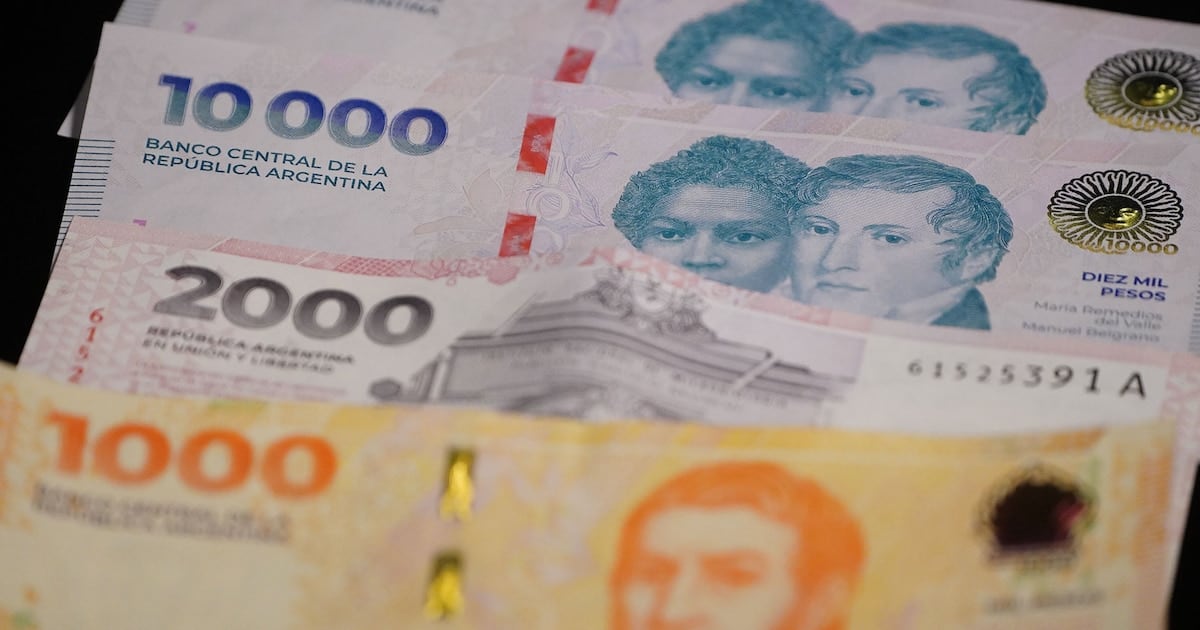 Mil pesos, un billete que ya no alcanza ni para un kilo de pan