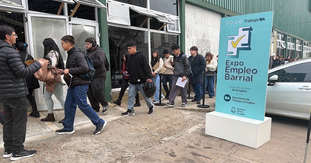 Cambiar un empleo formal por cuenta propia dejó 27,8% menos poder de compra