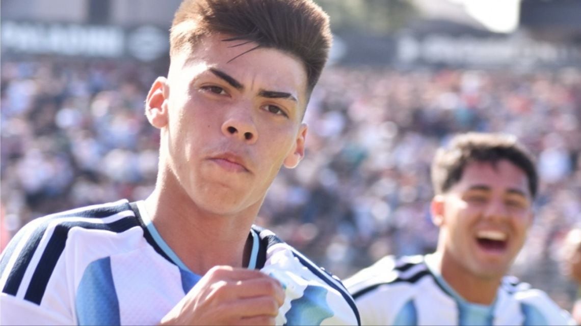 Espíndola la descosió sobre la hora y la Sub-19 se metió en la final: cita con Perú, paliza que no fue y gol que valió oro