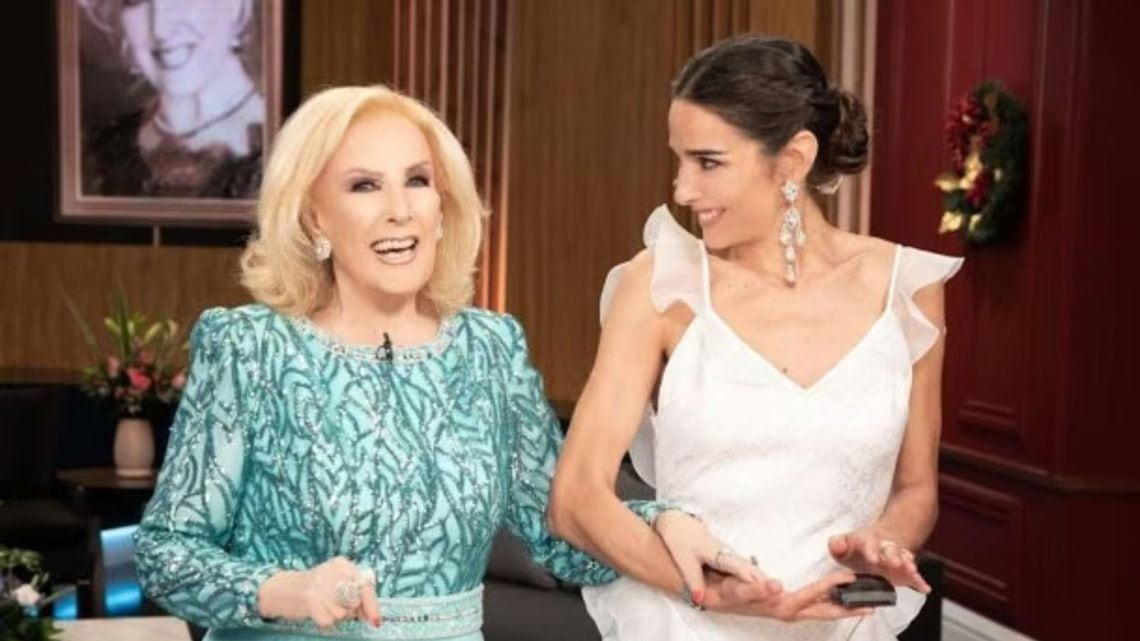Mientras Mirtha se repone, Juana se calza el delantal de los dos ciclos del fin de semana