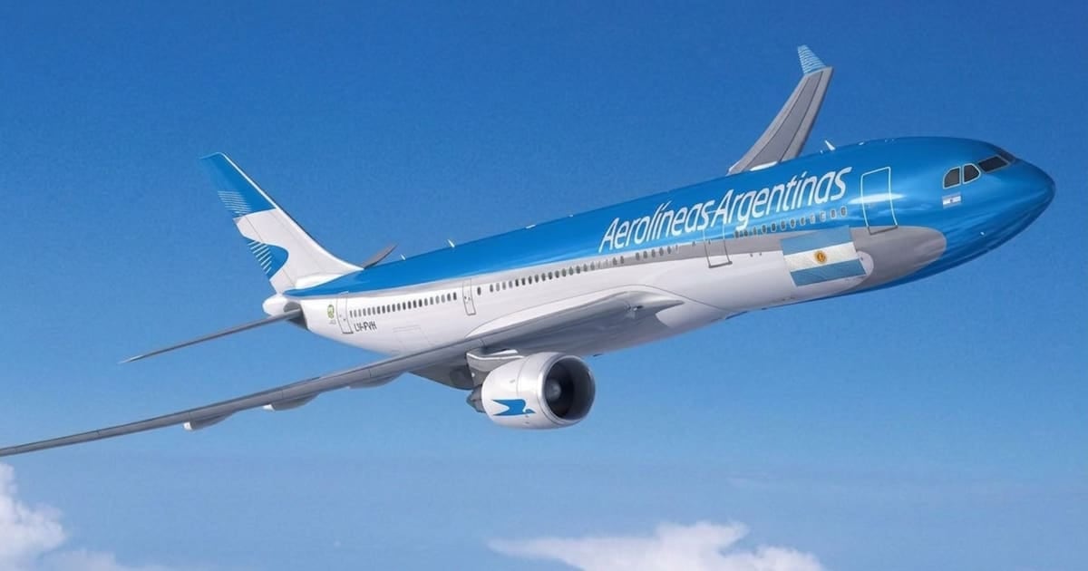 Curazao y Cartagena encabezan la nueva grilla de Aerolíneas para el verano 2027, pero los precios duplican a la competencia