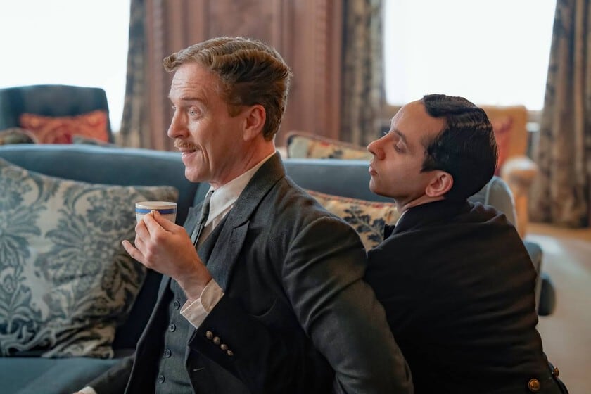 "Fackham Hall": la aristocracia británica pasada por molino humorístico