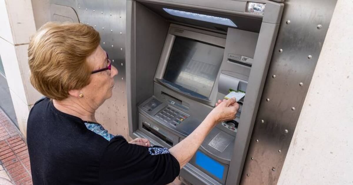 La mínima sube a 505.748,51 pesos con bono incluido y la ANSES confirma el calendario de octubre