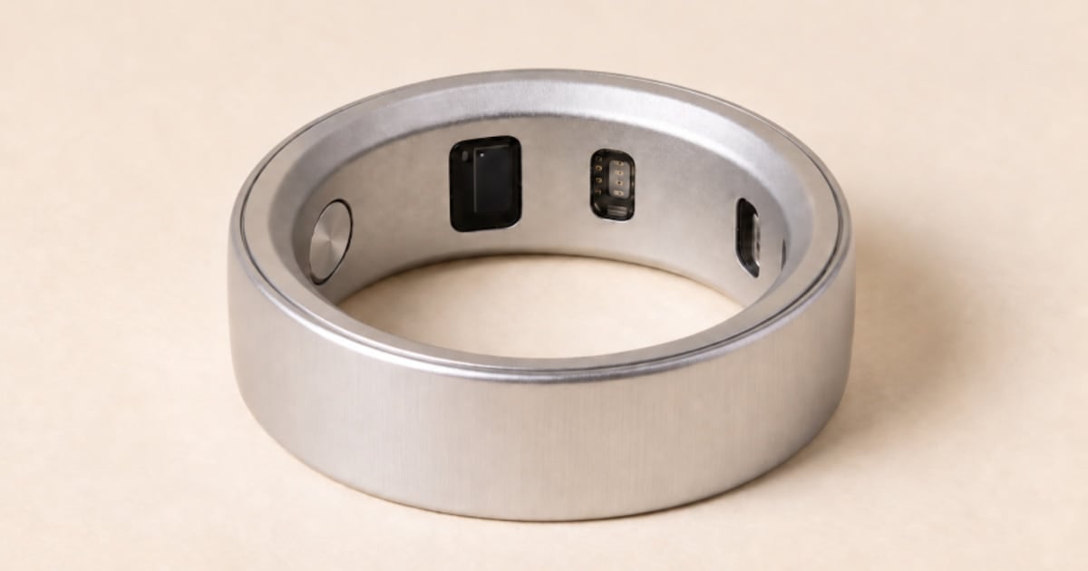 Un anillo de noventa y nueve dólares para llevar la inteligencia artificial en el dedo y dejar el celular en el bolsillo
