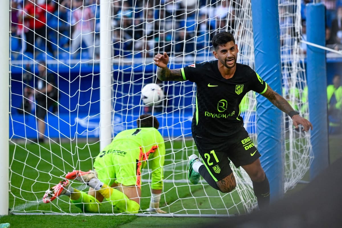 Cuti apareció cuando la noche se ponía pesada y Atlético se trajo los tres puntos de Vitoria