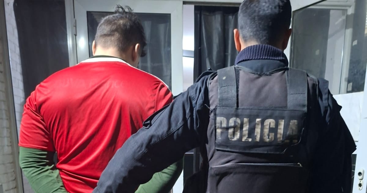 Detienen a un ex policía exonerado por el femicidio de una joven de 26 años en una pensión del noroeste rosarino