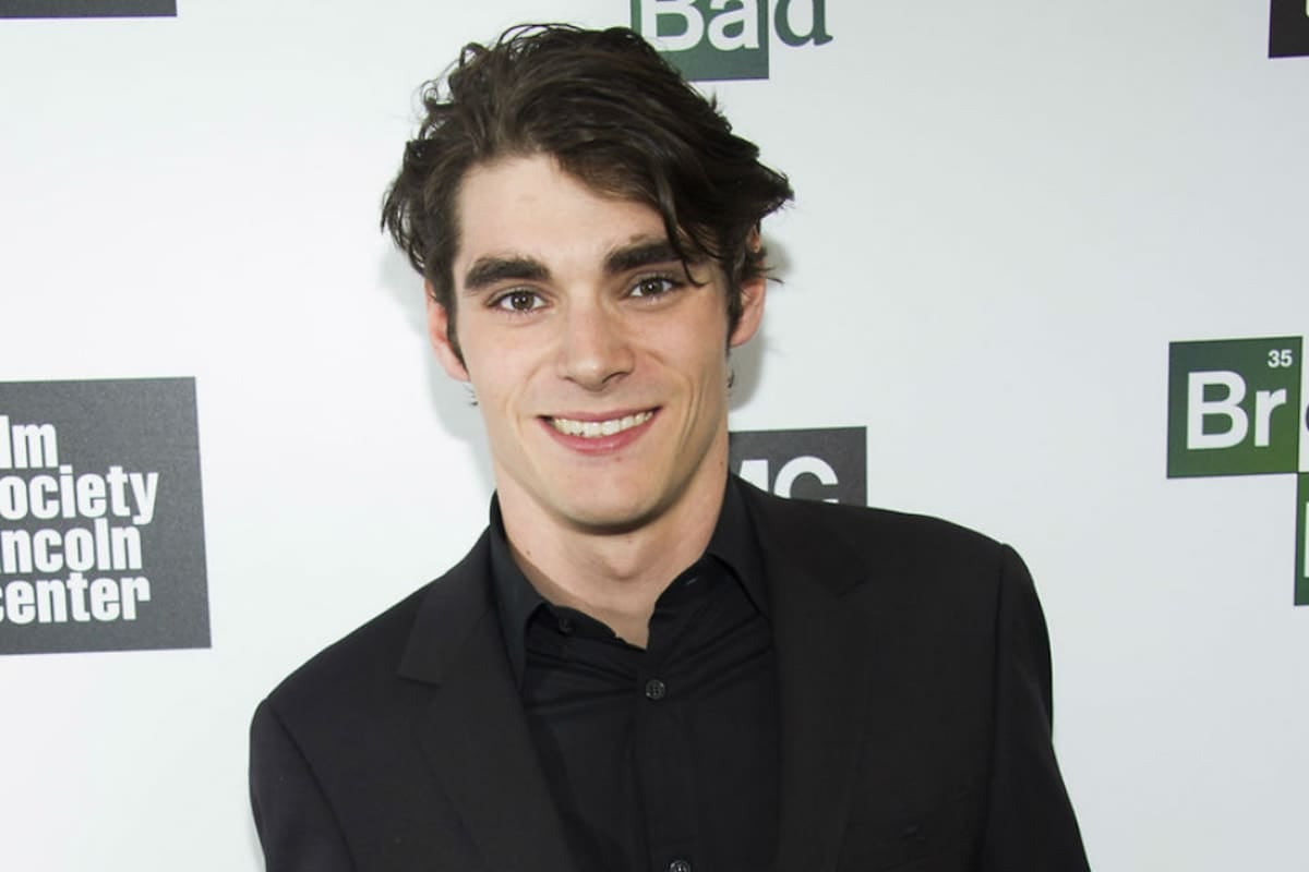 Se apagó la voz del hijo de Walter White: a los 34 años, murió RJ Mitte, el actor que convirtió su propia historia en una causa colectiva