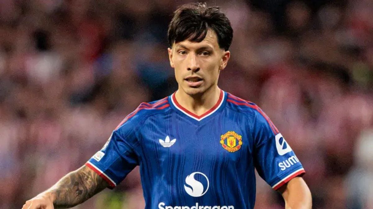 Martínez le cantó la justa al United y Rooney le pasó factura por la espalda