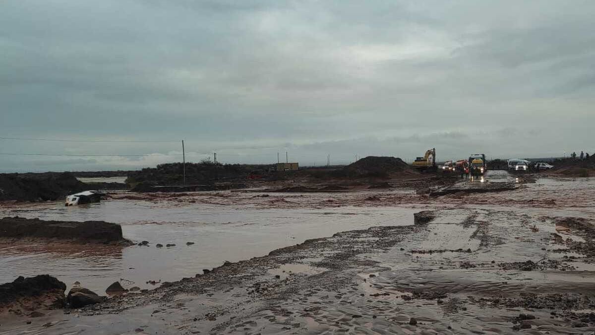 Rincón de los Sauces, anegada y aislada: el crudo relato de Carlos Escobar tras días bajo la lluvia