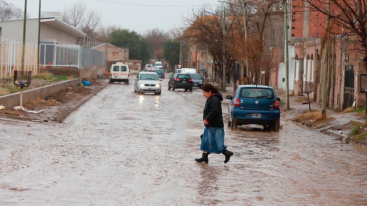 Cuando la tierra ya no absorbe más: cómo se prepara Neuquén para el regreso del agua