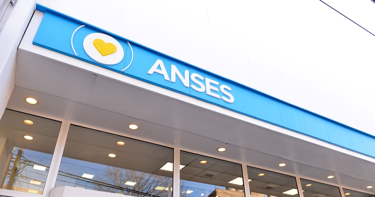 La asignación familiar a empleados en blanco perdió casi la mitad de su poder de compra